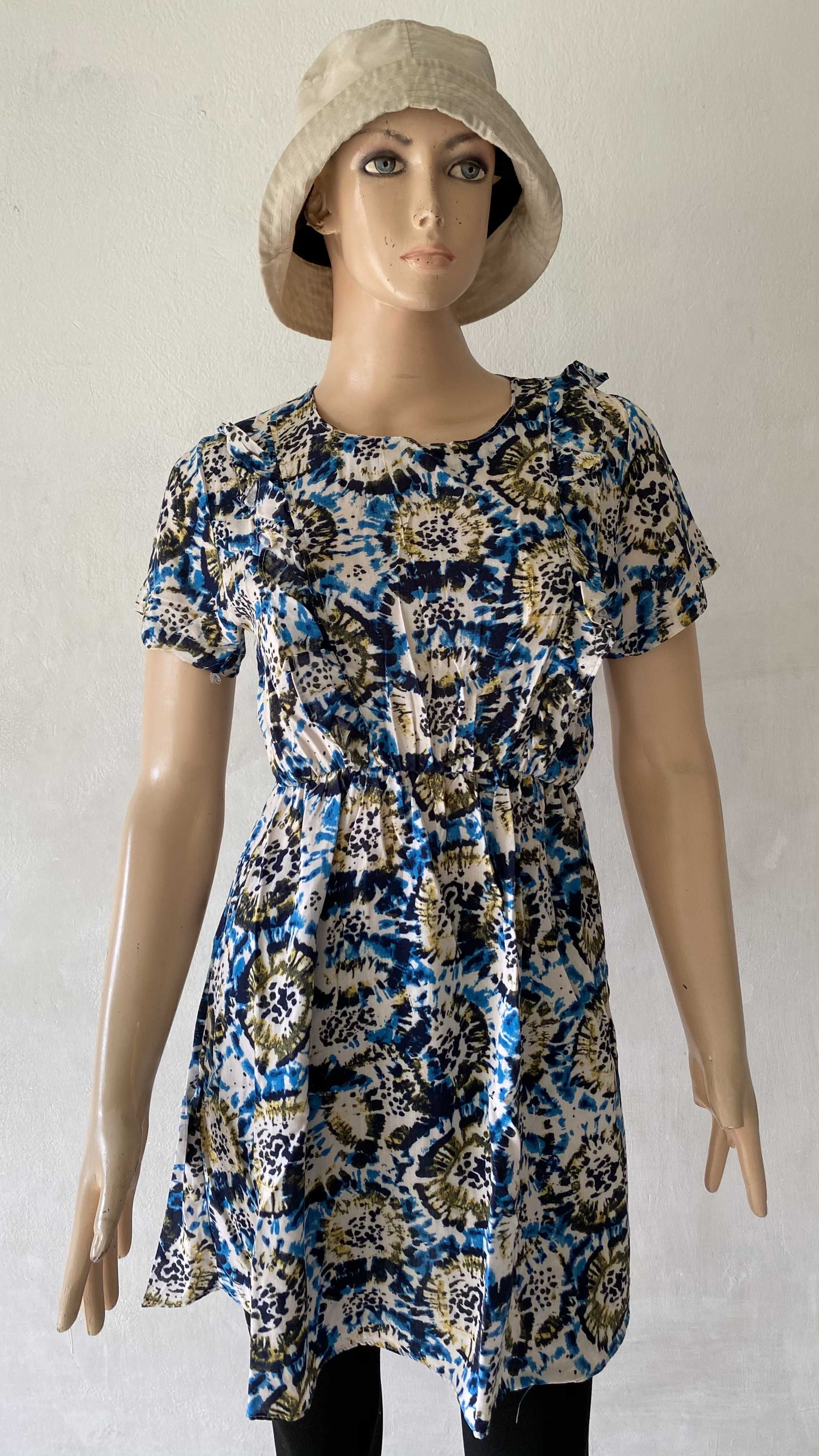 M 34 Dress Variasi Kerut di dada