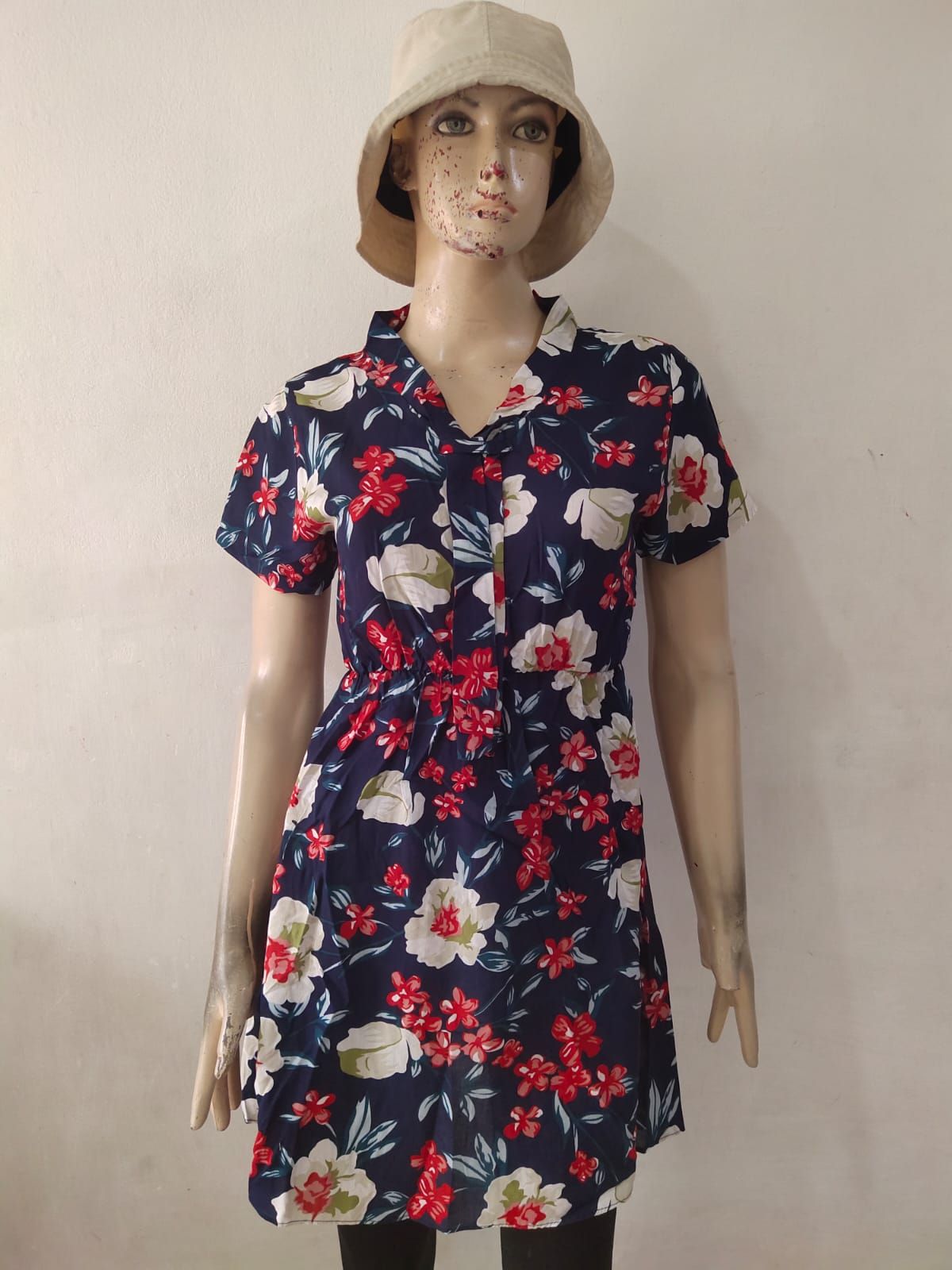 M 31 Dress Dasi Ryn Motif